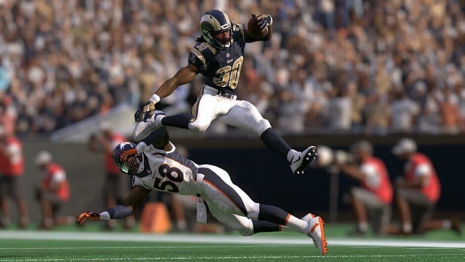 Madden NFL 17 screenshot